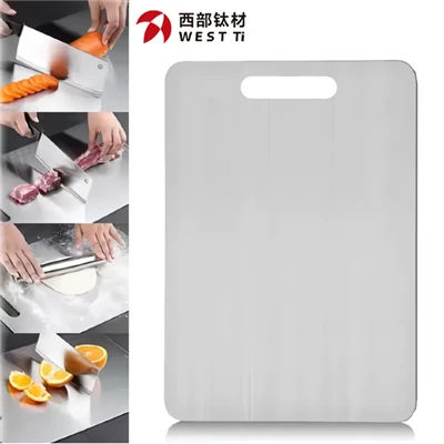 Papan pemotong komposit titanium