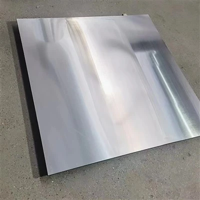 Plat Komposit Titanium